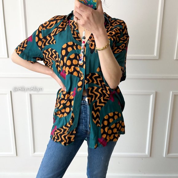 FARM Rio Tops - Farm Rio Shirt - cabana shirt style